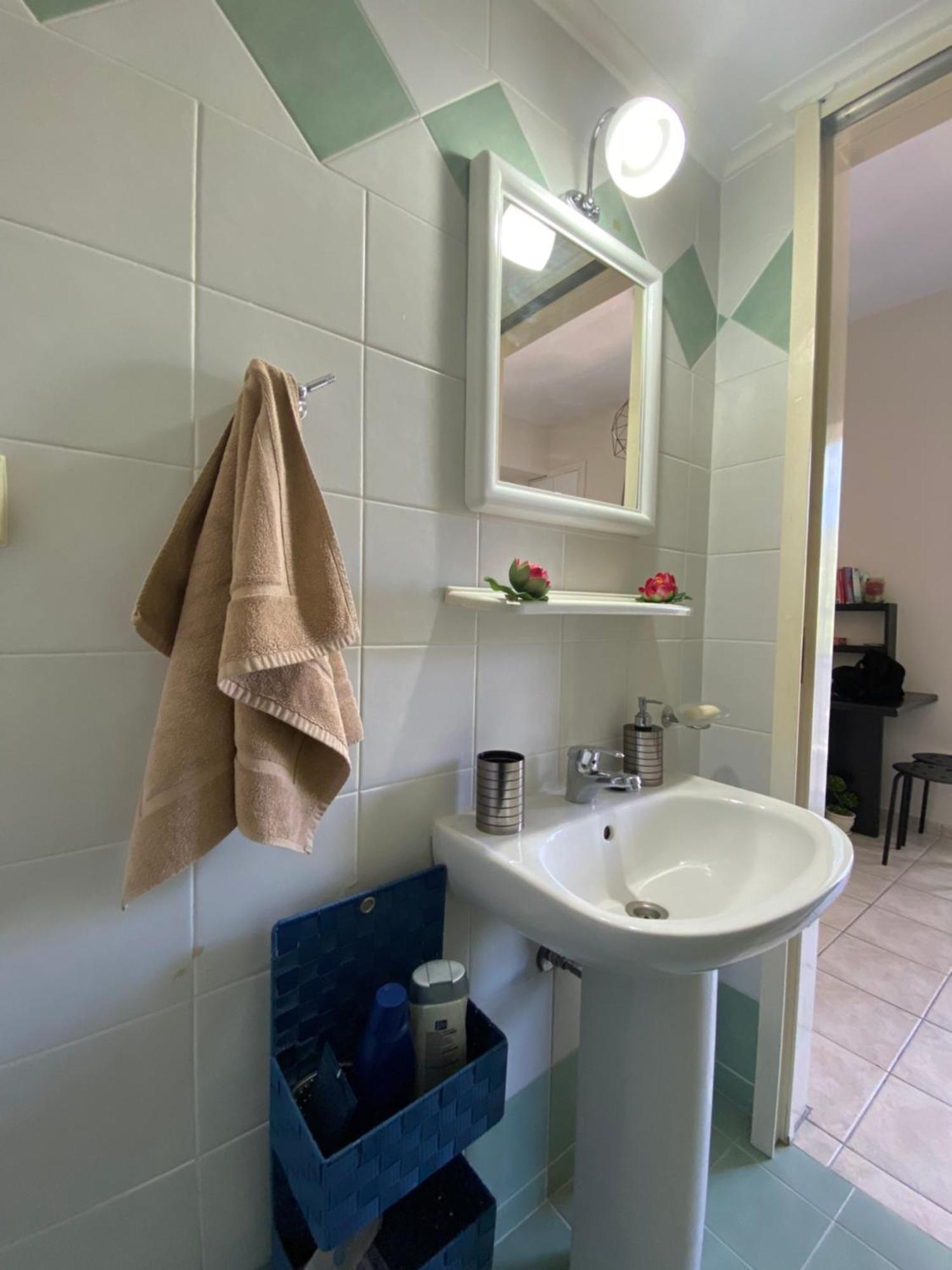 Irinis Apartment In كالاماتا المظهر الخارجي الصورة